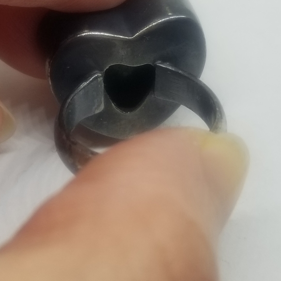 Genuine Emerald Heart Ring Sterling Sz. 5 - Picture 4 of 6